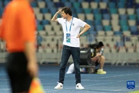 男女在床上操